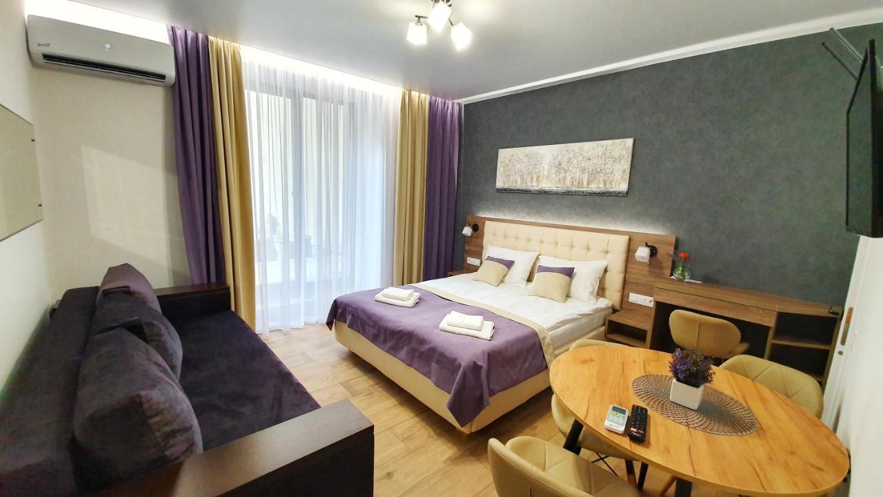 DeMar Apart Violet Lviv Extérieur photo