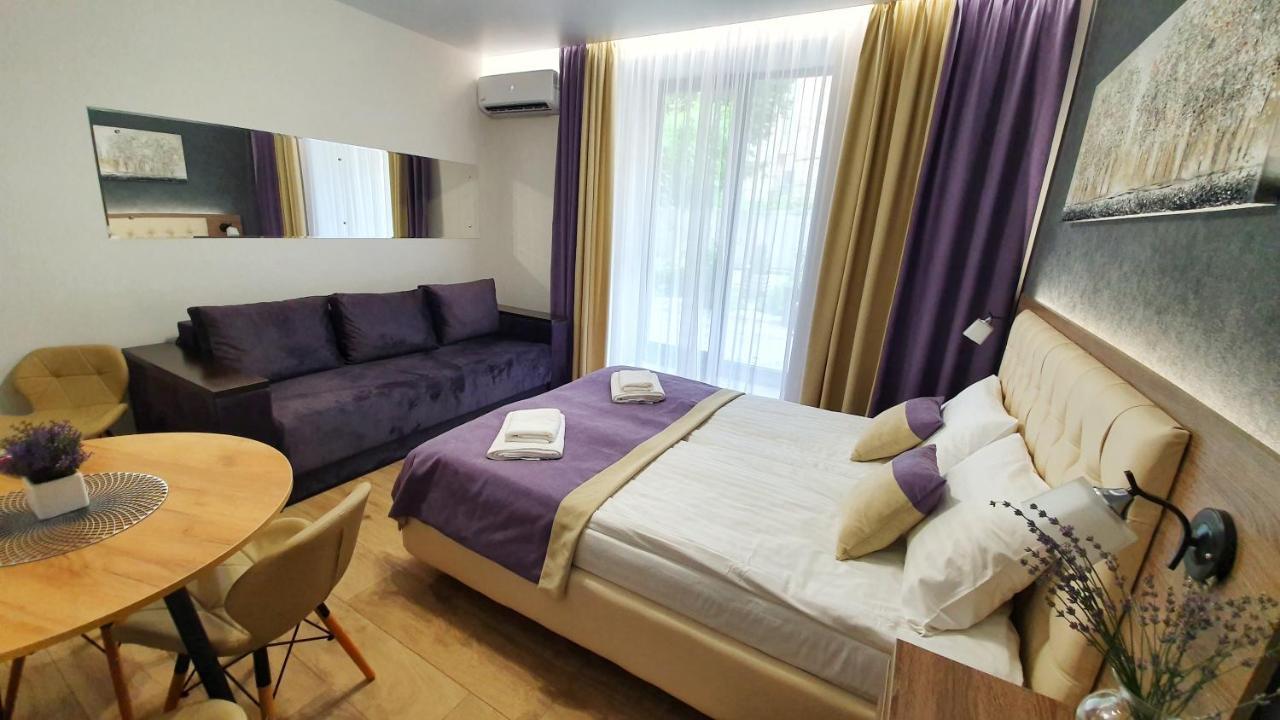 DeMar Apart Violet Lviv Extérieur photo
