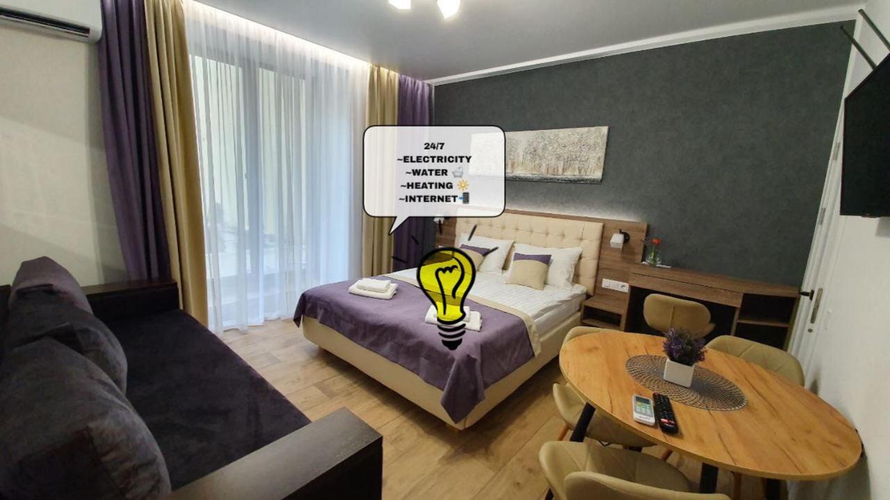 DeMar Apart Violet Lviv Extérieur photo
