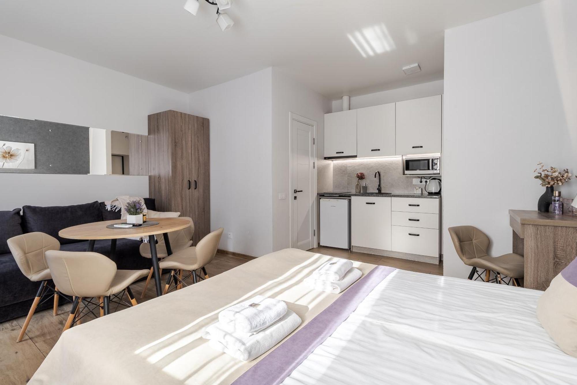DeMar Apart Violet Lviv Extérieur photo