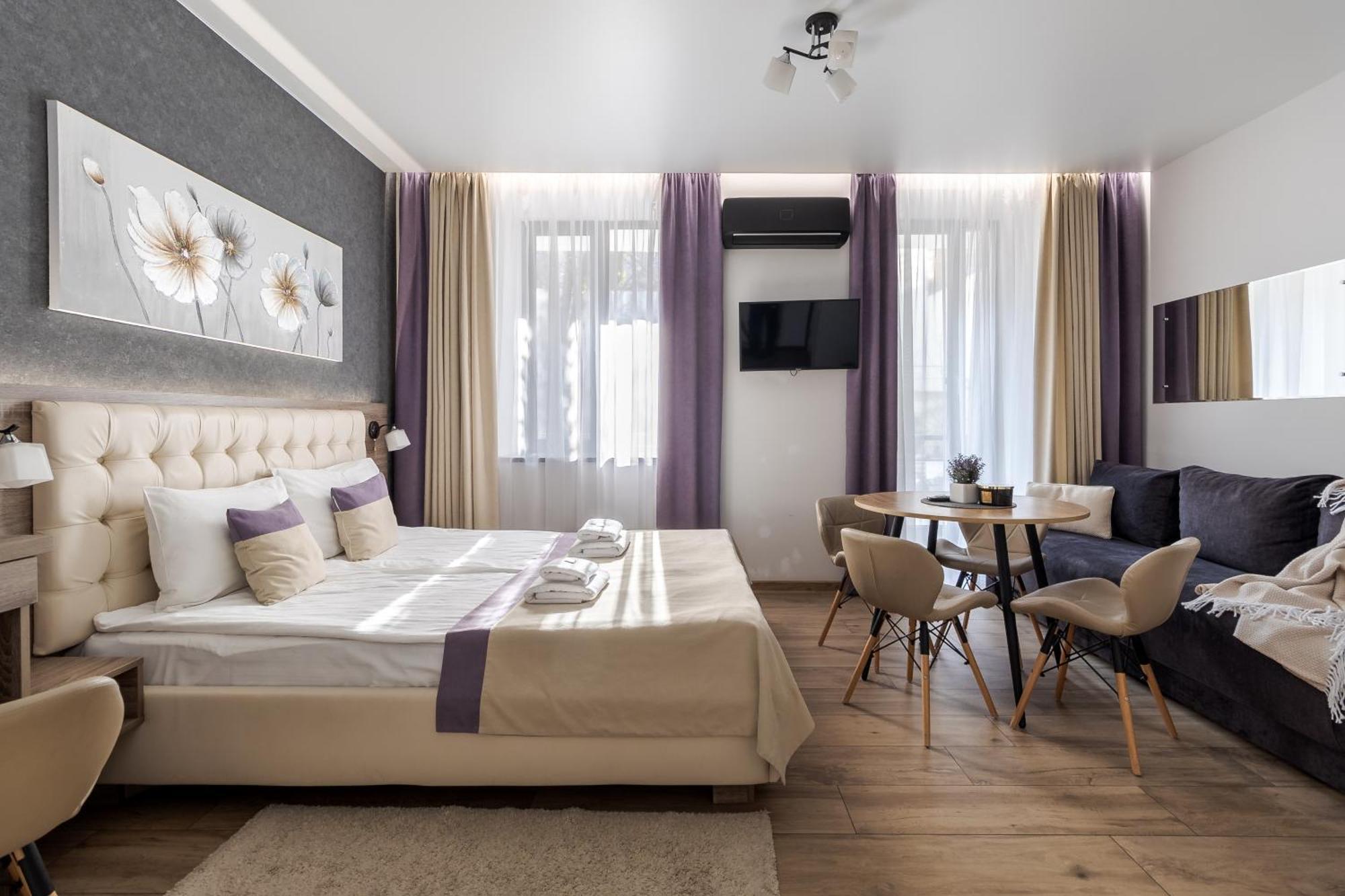 DeMar Apart Violet Lviv Extérieur photo